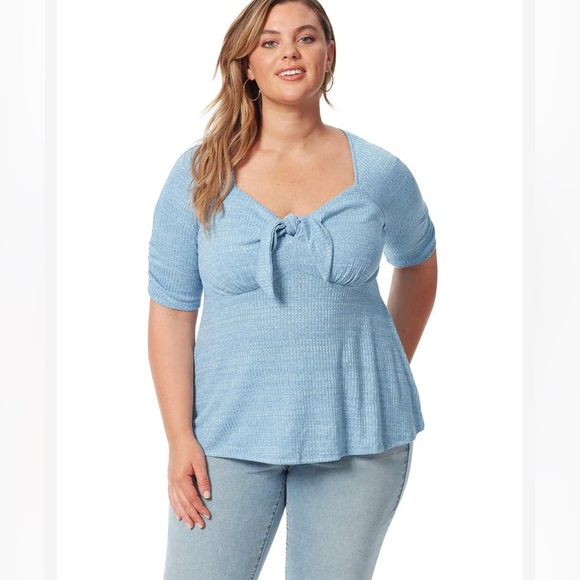 Jessica Simpson Tops - NWT Jessica Simpson Lyndsey Top